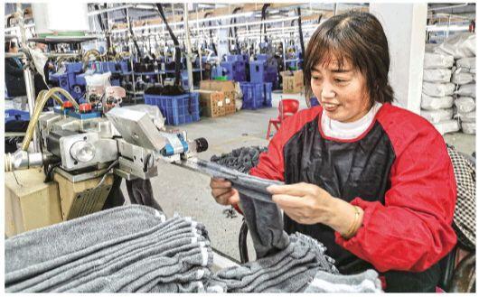 泗洪縣上塘鎮(zhèn) 農業(yè)與農村的新變局與針織產(chǎn)業(yè)賦能